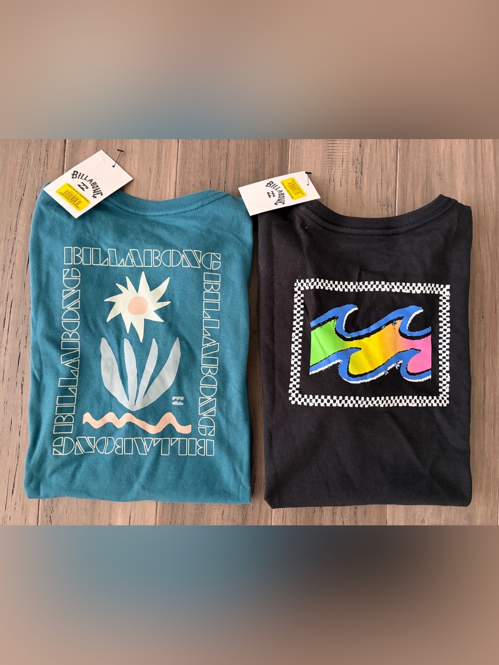 Set of 2 Billabong t-shirts - brand new - kids size L
